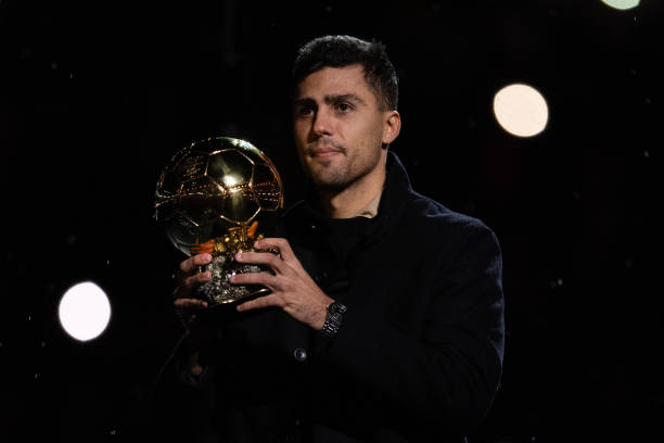 Rodri with his Ballon d'Or.
