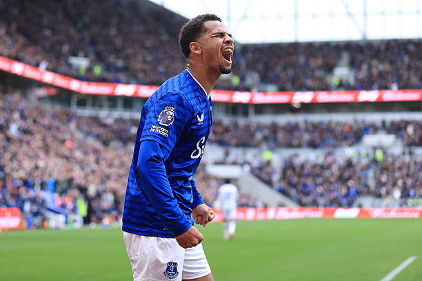 iliman ndiaye v palace