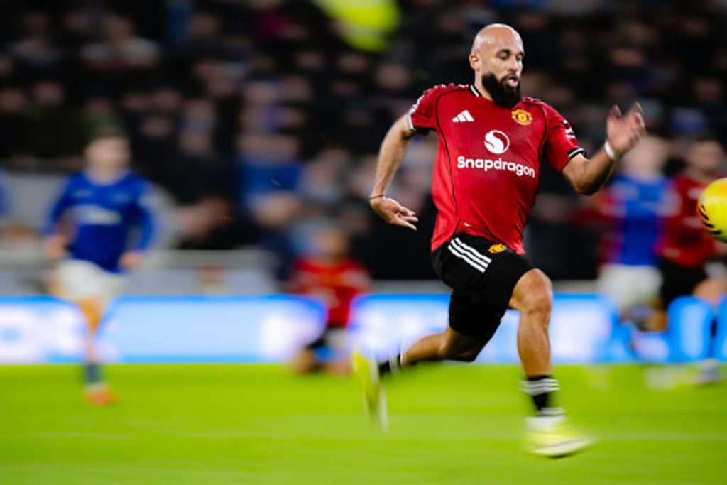 Bryan Mbeumo v Everton for Man Utd